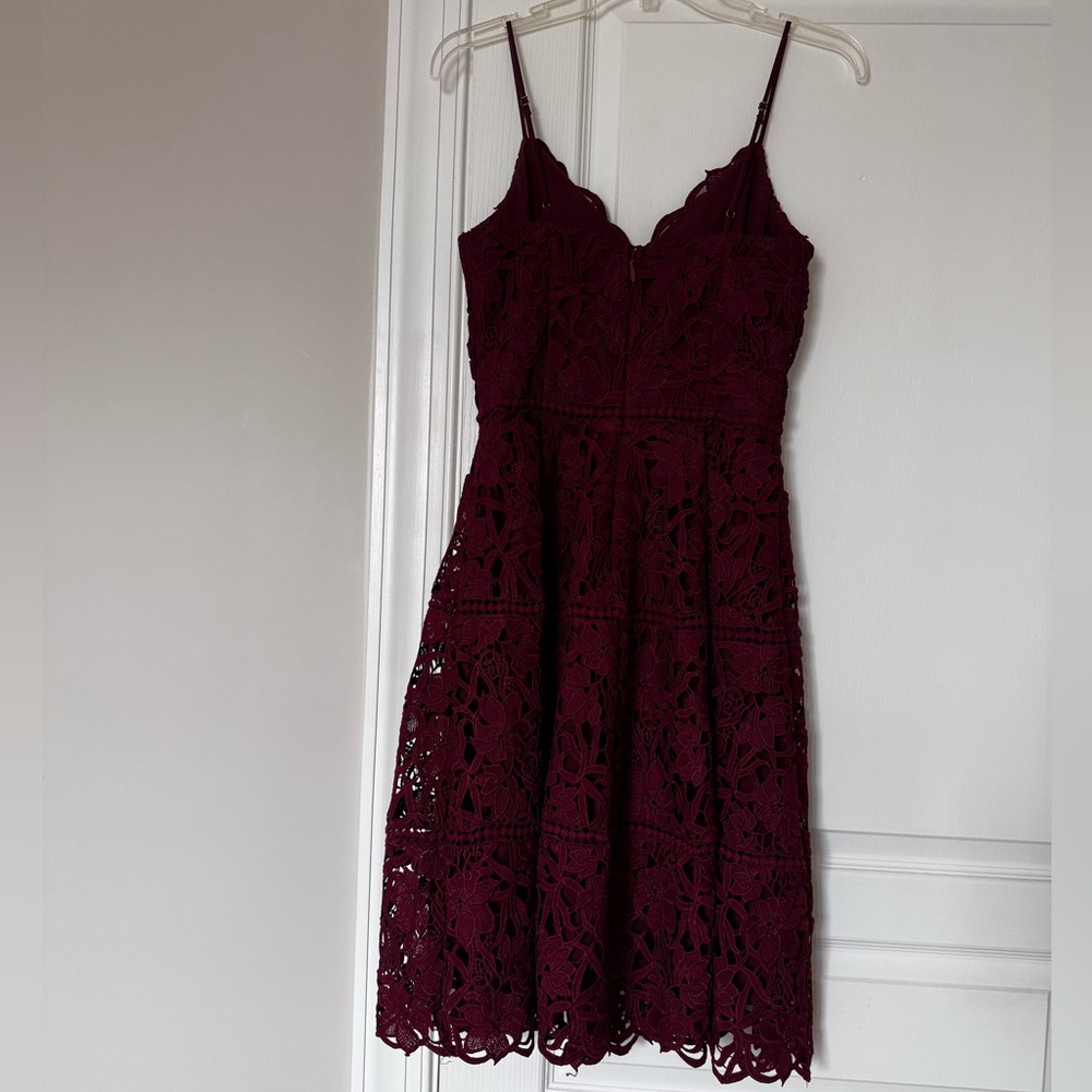 Adelyn Rae | Jenny Lace Dress - Picture 4 of 7